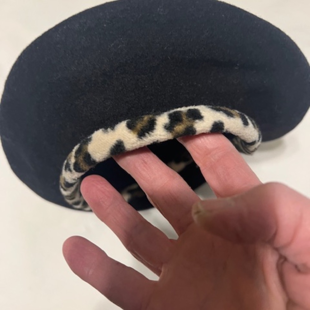 Women's Black and Leopard pattern Basque Beret